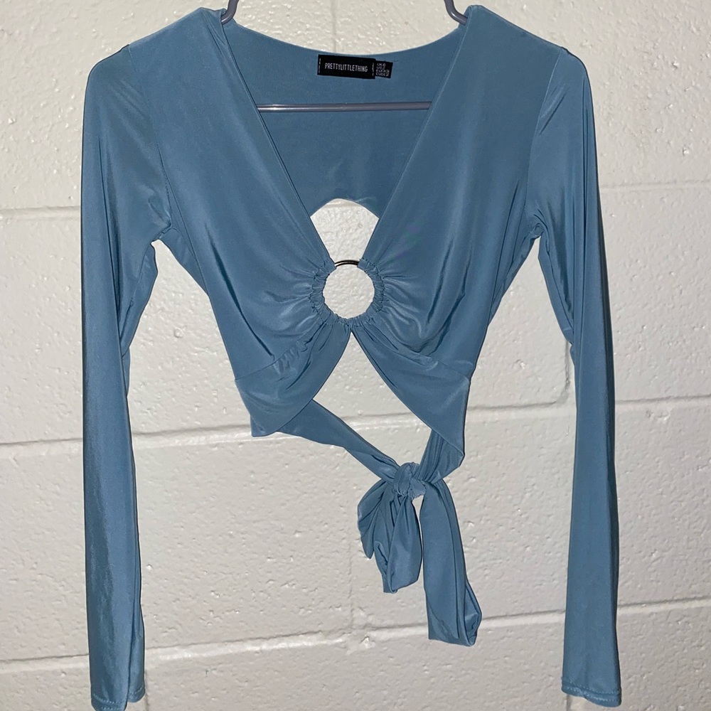 Pretty Little Thing cropped back tie top